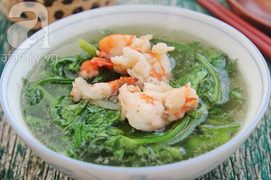 Ngon ngọt canh cải cúc nấu tôm - 8