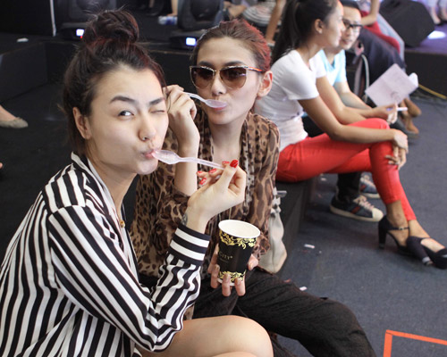 Hà Anh gây "bỏng mắt" trên sàn tập - 4