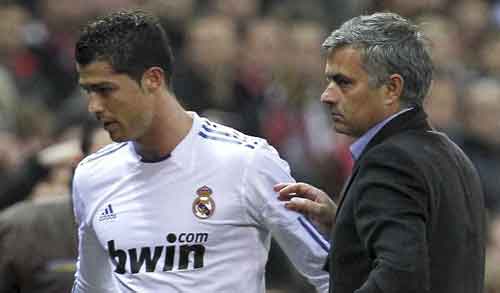 Ronaldo công khai xin lỗi Mourinho - 1