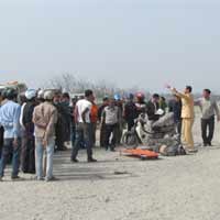 Tin tức trong ngày - Xe tải gây tai nạn chết người rồi bỏ chạy