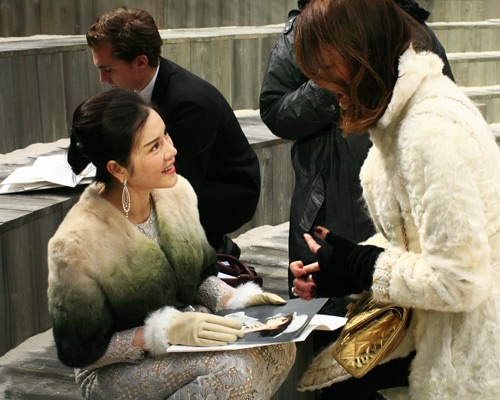 Báo chí quốc tế ưu ái Lý Nhã Kỳ - 9