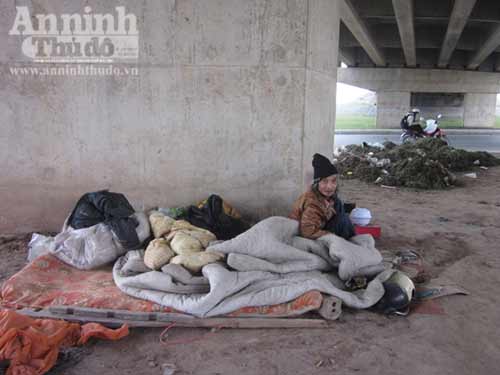 Thanh tra GT cởi áo đòi xử người vi phạm - 7