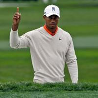 Thể thao - Golf – Vòng 1 Farmers Insurance Open: Tiger Woods đề-pa tốt