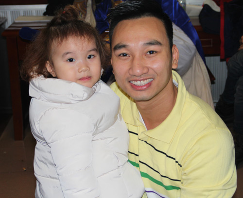 Táo Giao thông khoe "nhẫn kim cương" - 3