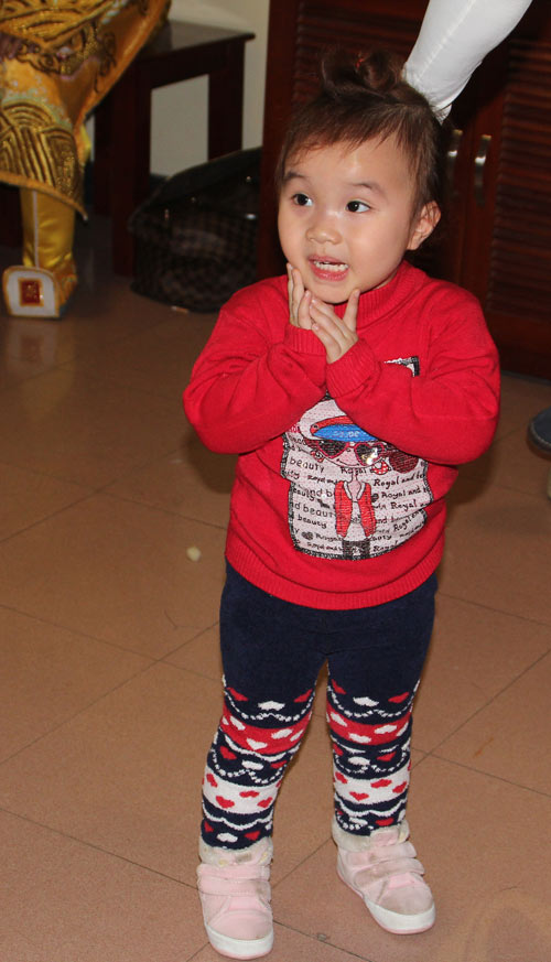 Táo Giao thông khoe "nhẫn kim cương" - 6