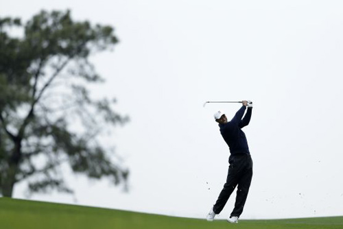 Golf – Vòng 2 Farmers Insurance Open: Tiger Woods lên đồng - 1