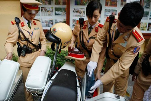 Dàn xe 'khủng' của CSGT Hà Nội - 13