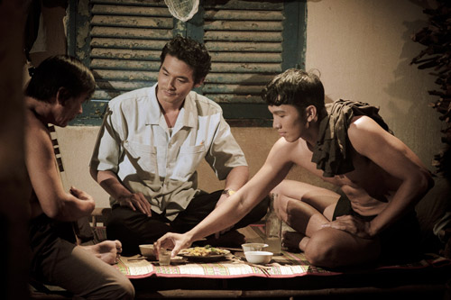 Ngọc Tình lực lưỡng với vai lực điền - 19