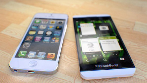 BlackBerry Z10 đọ dáng cùng iPhone 5 - 1