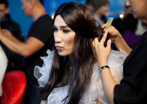 Chàng Tây Kyo York lột xác thành dị nữ - 13