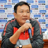 Bóng đá - Hồng Quân, Michal Nguyễn đá chính ở ĐTVN