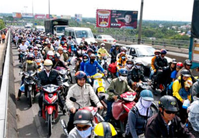 Dự kiến cấm xe máy qua cầu Mỹ Thuận - 1