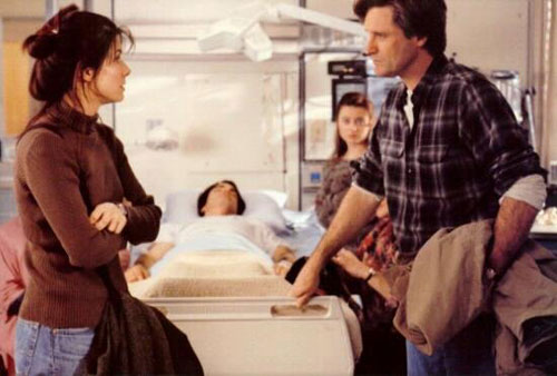 Trailer phim: While You Were Sleeping - 2