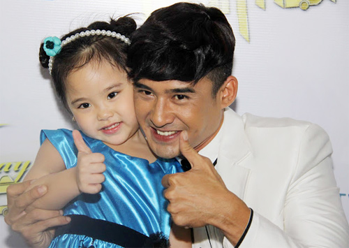 Phim Việt ra mắt lắm chiêu gây… choáng - 11