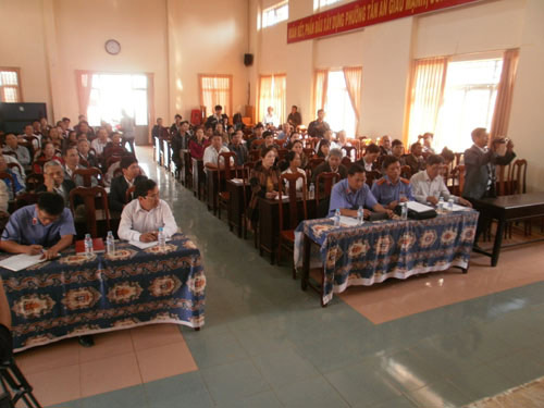 Bắt giam oan 240 ngày, VKS xin lỗi dân - 1