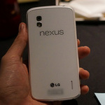 LG Nexus 4 màu trắng xuất hiện tại Việt Nam