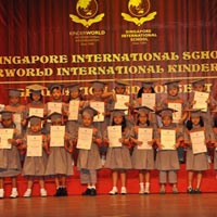 Giáo dục - du học - Giới hạn HS vào trường quốc tế: Bất hợp lý