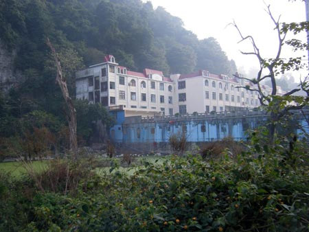 "Chợ gái Việt" ở Pò Trài - 2