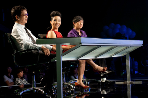 Kyo York nhái Lady Gaga nửa Tây, nửa ta - 14