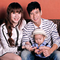 Ngôi sao điện ảnh - Nhà Lý Hải xinh đẹp đón Xuân