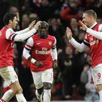 Bóng đá - Arsenal thắng Stoke: Nhọc nhằn Top 4