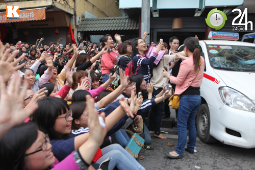 Fan Việt "cào xé, nắm tóc" sao Hàn - 13