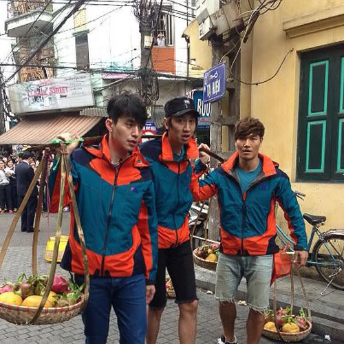 Fan Việt "cào xé, nắm tóc" sao Hàn - 4