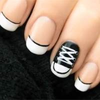 Bí quyết làm đẹp - Cá tính với nail họa tiết "giầy thể thao"