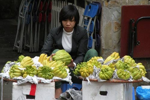 Hoa quả cúng bị hét giá cao - 3