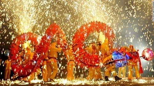 DN Trung Quốc đồng loạt hủy tiệc tất niên - 1