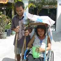 Tin tức trong ngày - Xuân về với chàng trai mù và cô gái liệt