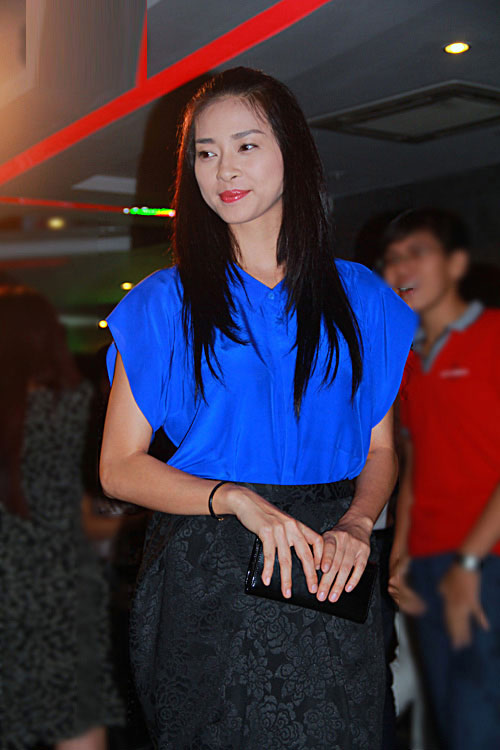 Vân Ngô lại úp mở chuyện chồng con - 2