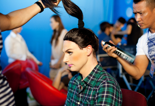 Chí Thiện, Kyo York có duyên ngầm giả gái - 2