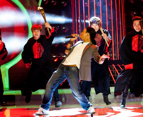 Chàng Tây nhái Hà Hồ quá hoàn hảo - 13