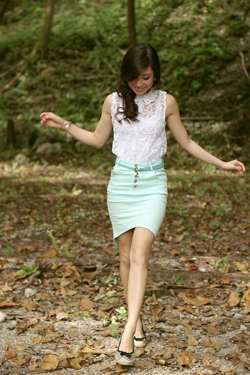 Người đẹp Philipines mặc gì chơi xuân? - 19