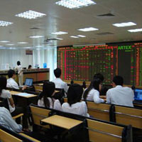 TTCK chiều 6/2: Xả không bằng mua