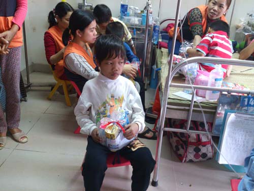 Nơi Tết không về với trẻ - 9