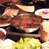 Sức khỏe đời sống - Tết: Thực phẩm bẩn rình rập mọi nơi