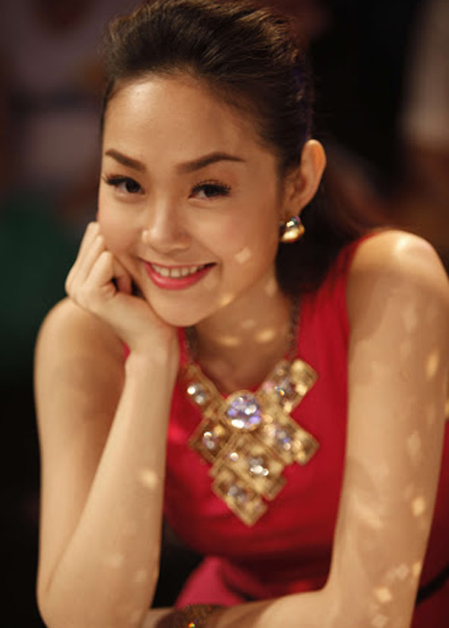 Minh Hằng không còn háo hức diện đồ Tết - 4