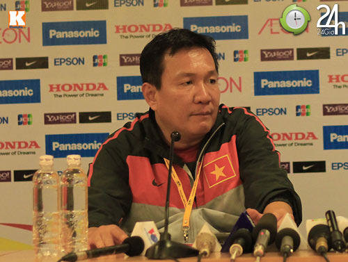 Việt Nam thua UAE: "Tướng" Phúc vẫn cười - 12