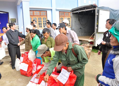 Dân Sông Tranh thấp thỏm đón Tết - 5