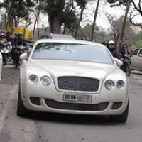 Ô tô - Xe máy - Sắp thu hồi xe ngoại giao ngoài luồng