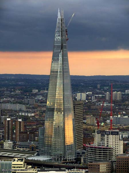 Ngắm tòa tháp biểu tượng London hiện đại - 3