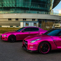 Ô tô - Xe máy - Nissan GT-R và Maserati màu hồng đẹp lung linh