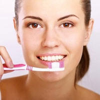 Tư vấn làm đẹp - Bí mật giúp bạn có hàm răng trắng bóng