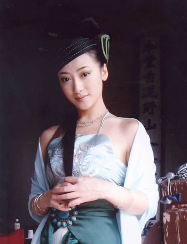 "Mỹ nữ xà tinh" đẹp nhất màn ảnh - 13