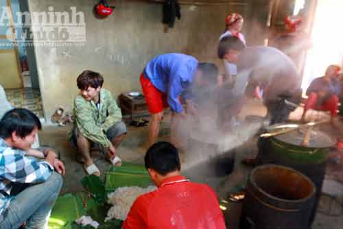 Tết “đụng” ở Phiêng Luông - 10