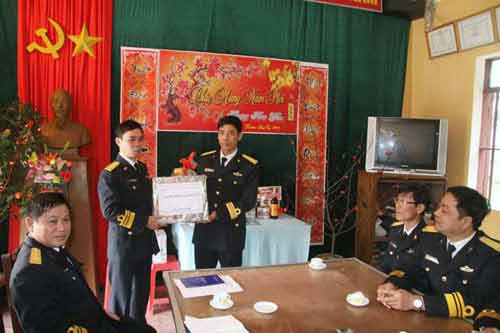 Tết về trên đảo tiền tiêu của Tổ quốc - 6