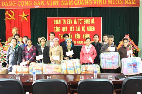 Tết trên công trường mới - 1