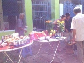 Chuyện lạ: Hùn vốn cúng tất niên - 3